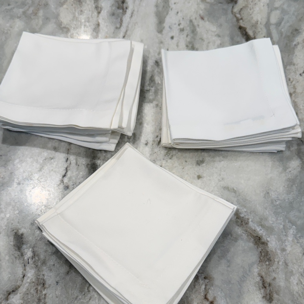 Pottery Barn White Cotton cocktail napkins-12 napkins